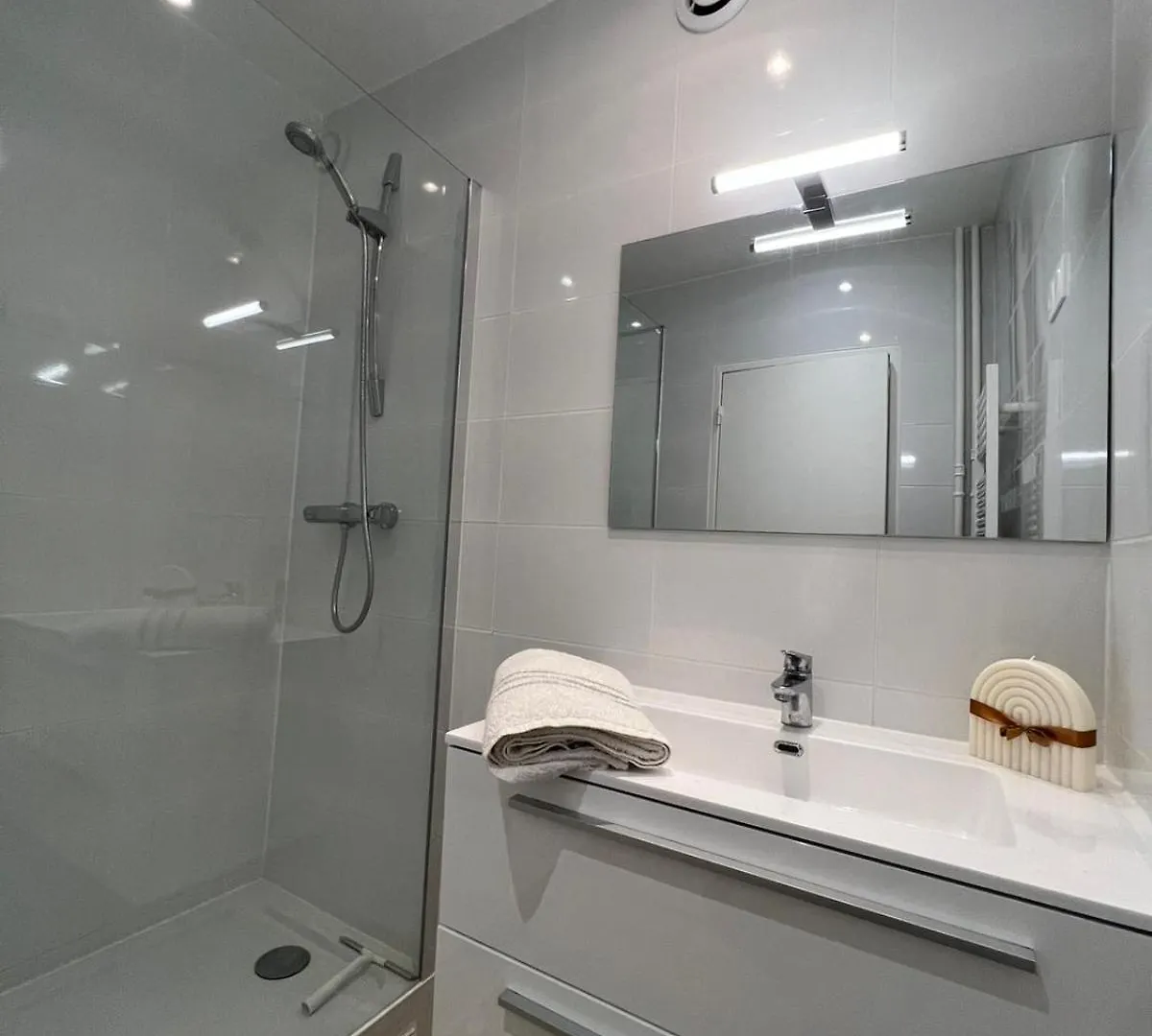 Exceptionnel - Appartement Pres Tour Eiffel Paris Apartment